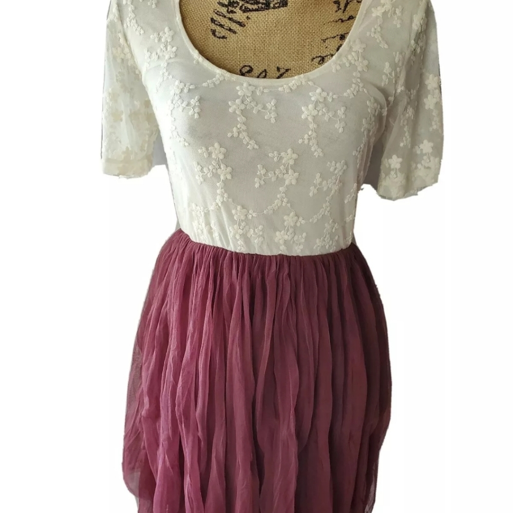 ALTAR'D STATE LACE BODICE TULLE DRESS M
